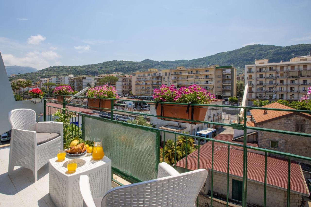 Sorrentovibes - City Home In Sorrento With Balcony And View Экстерьер фото